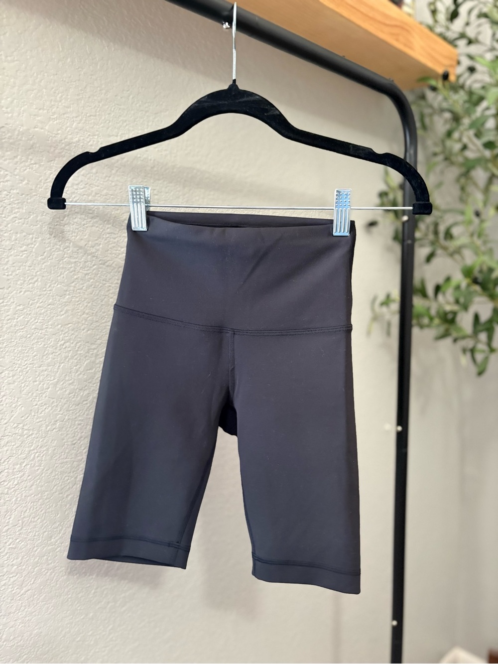 lululemon athletica Black High-Rise Bike Shorts Women’s Size 2